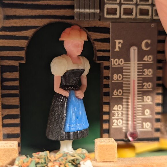 Vintage Swiss Chalet Weather House, Alpine Novelty Cottage Thermometer Barometer - Picture 4 of 9